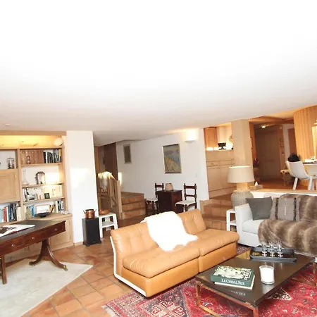 Spacious & Central 5 Bd Apt 公寓 韦尔比耶
